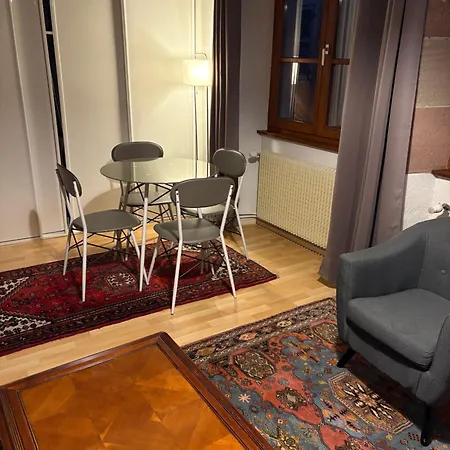 Apartment Authentique Centre Historique